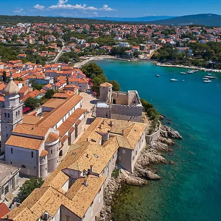 Sinisa - * Krk Town