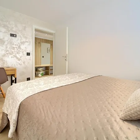 Sinisa - Apartment