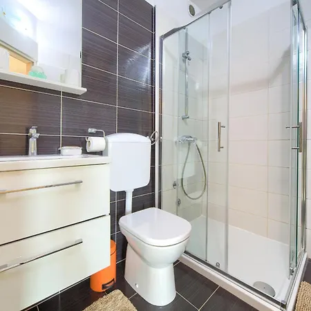Sinisa - Of Krk Apartament